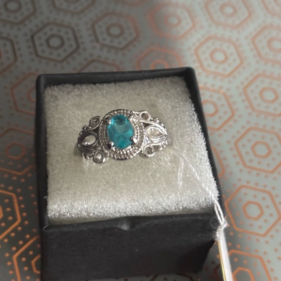 New Aquamarine Gems Silver Ring 
Main Stone :Aquamarine
Ring Size 7 - Picture 5 of 6